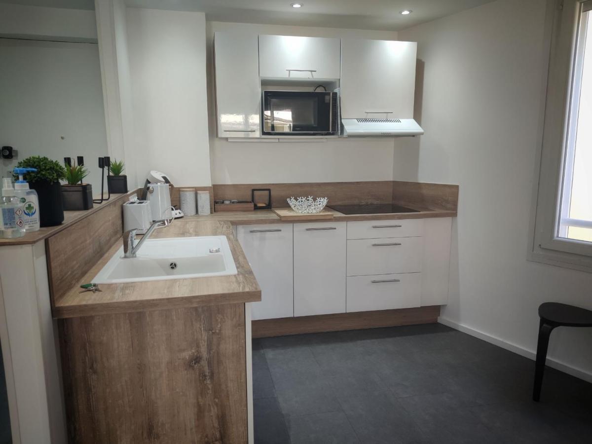 Cannes Holiday Suite A 2 Pas Du Festival Et Plages Exterior foto